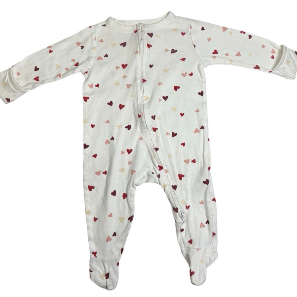 Old Navy Footie Sleeper Pajamas Baby Girl Hearts White 6-9 Months